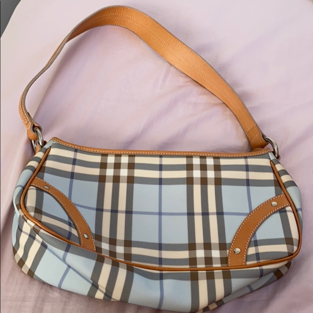 Authentic Burberry purse- firm price - Picture 7 of 8